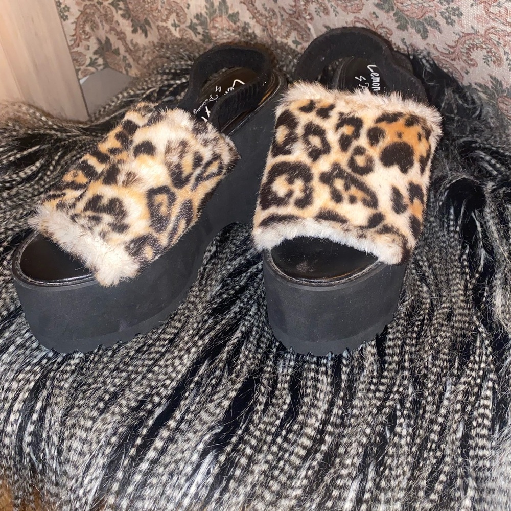 Furry Cheetah Platform Sandals NWOB Size 9